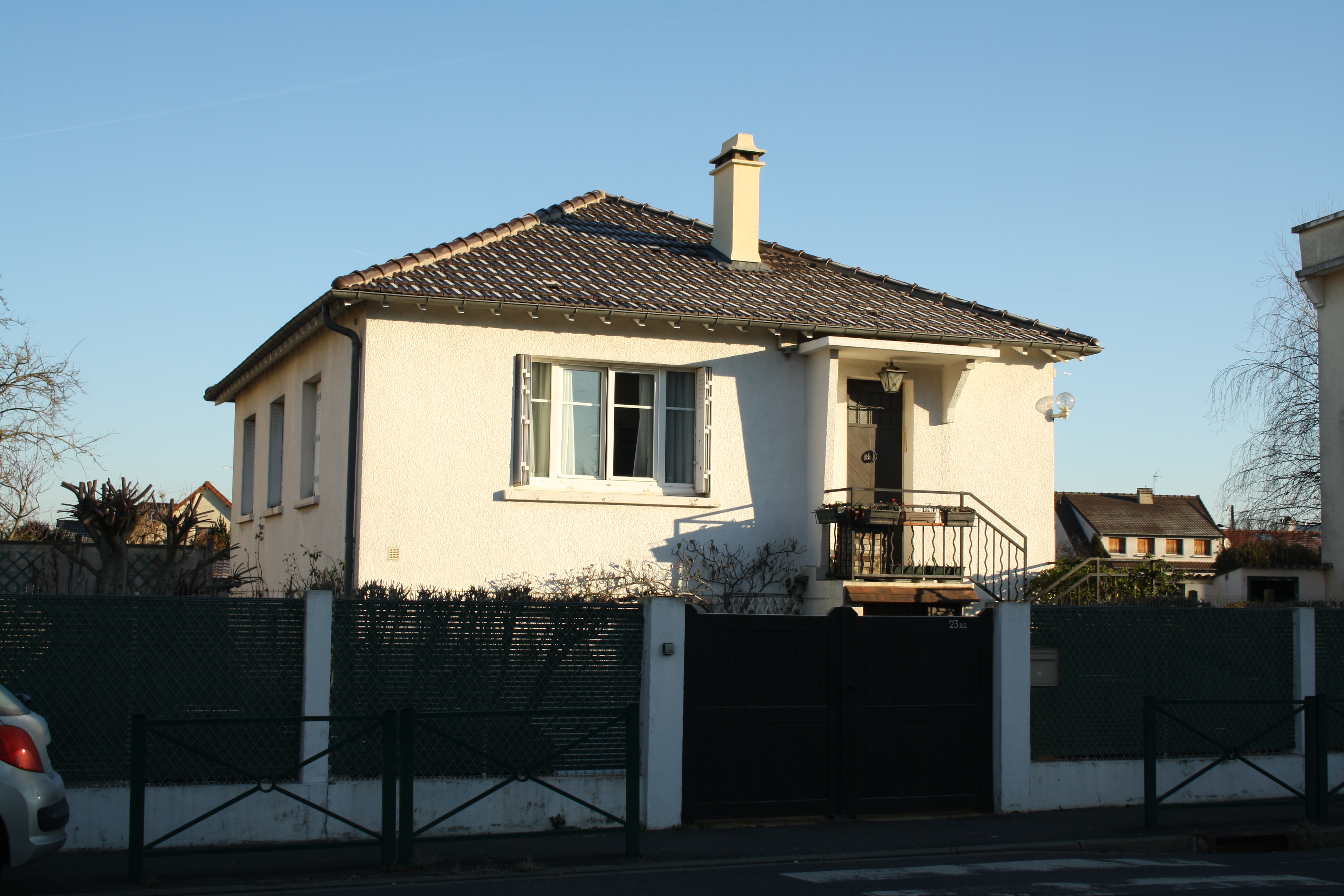 MAISON PÉRIURBAINE DE LA RECONSTRUCTION Caue 95 conseil architecture france 