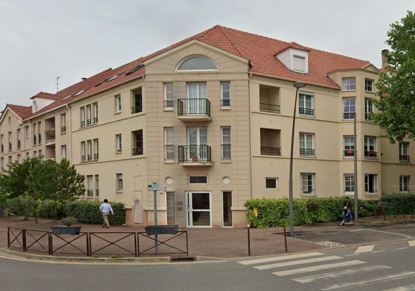 IMMEUBLES COLLECTIFS POST-MODERNE Caue 95 conseil architecture france 